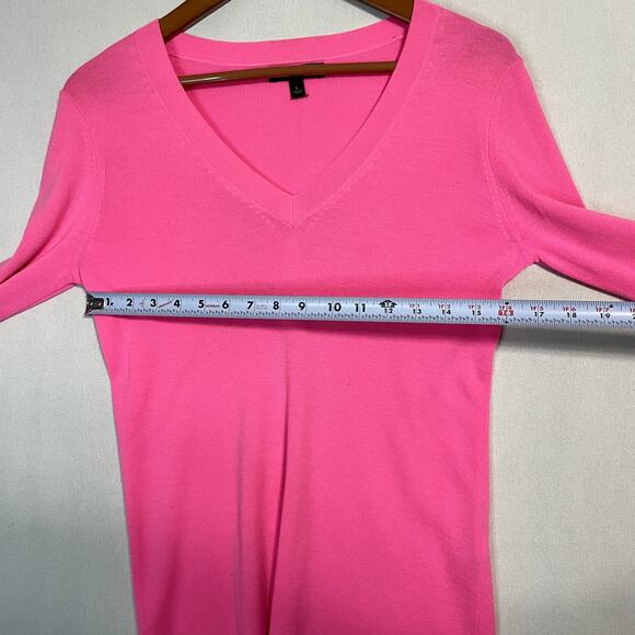 Banana Republic Women's V-Neck Sweater in Neon Pink Long Sleeve - Size L - Picture 6 of 7